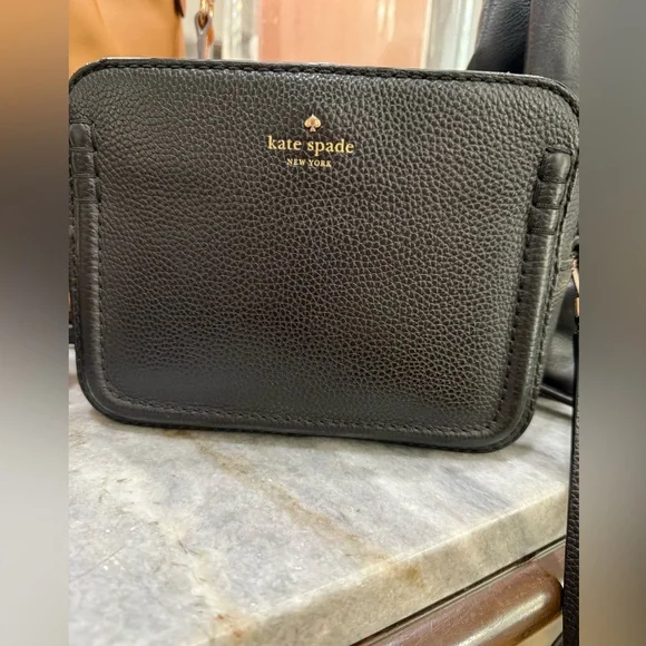 Kate Spade Orchard Street Arla Black Leather Crossbody with Tassels. - Picture 3 of 11